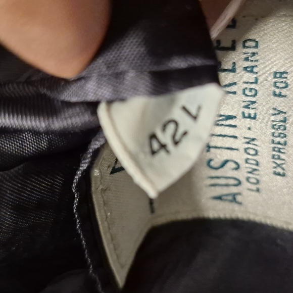 Austin Reed Navy Blazer - Picture 4 of 5